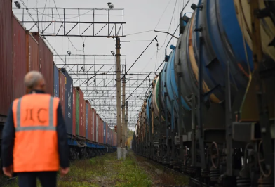 Правительство заново начнет работу над железнодорожными тарифами