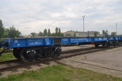 ЗМК получил сертификат на вагоны-платформы модели 13-9972