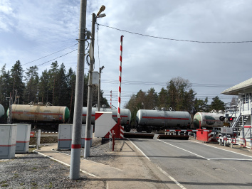 Покупать вагоны или брать в лизинг?