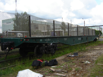 АО «Новозыбковский машиностроительный завод» сертифицировал вагоны-платформы для крупнотоннажных контейнеров модели 13-9975