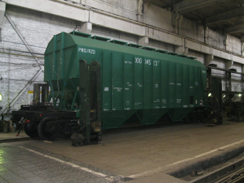 В новый год с новым зерновозом от Барнаульского ВРЗ