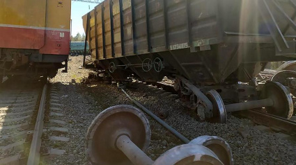 В Волгоградской области грузовые вагоны сошли с рельсов