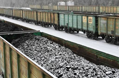 Девять вагонов с углем сошли с путей в Забайкальском крае