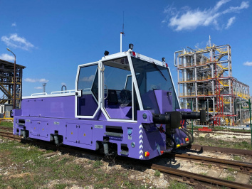 Аккумуляторный локомотив ES3000 уже в Разграде