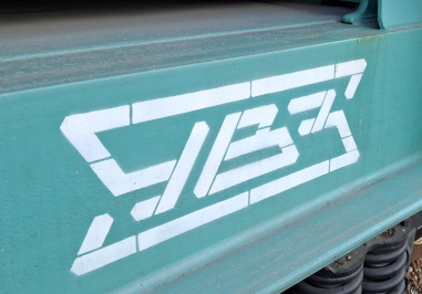 «Уралвагонзавод» представил обновлённую модель тягового модуля вагонов.