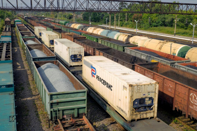 Производители железнодорожных вагонов получат господдержку на транспортировку продукции по экспортным направлениям