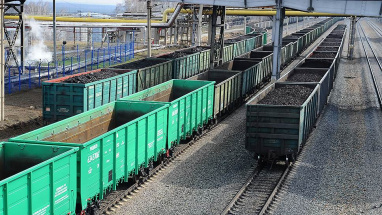 На железной дороге ждут сезонного дефицита грузовых вагонов