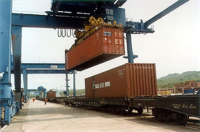 Рост контейнеров требует развития технологий перевозки