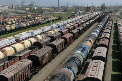 Какие меры могут повысить конкурентоспособность железнодорожных перевозок на короткие и средние расстояния?