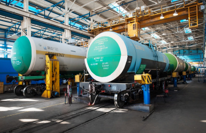 АО «ТихвинХимМаш» сертифицировал вагоны-цистерны для технической серной кислоты модели 15-629