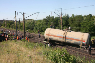 В Белоруссии сошли с рельсов цистерны грузового поезда с пропаном