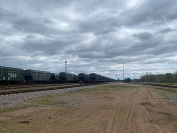 Первые результаты подконтрольной эксплуатации новых бункерных вагонов УВЗ
