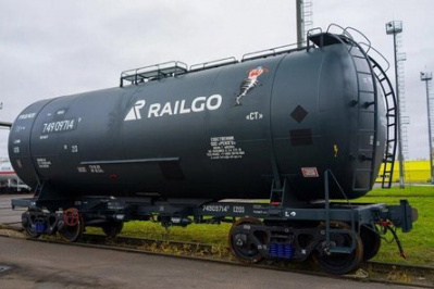 RAILGO купит у ОВК 200 нефтебензиновых цистерн модели 15-9993