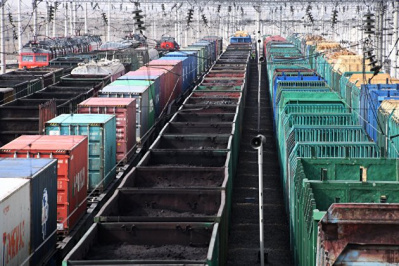 РЖД ищут новые решения для размещения контейнеров в полувагонах